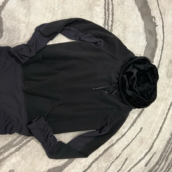 Lululemon don’t hurry be happy, reversible hoodie/sweater